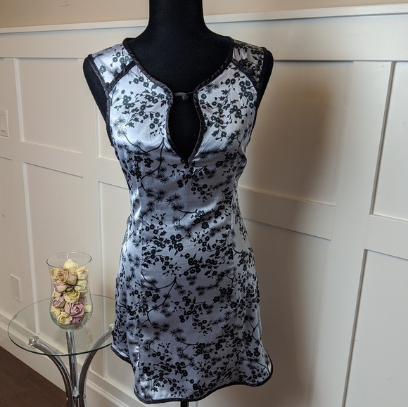 Dresses & Skirts - Chinese Dress